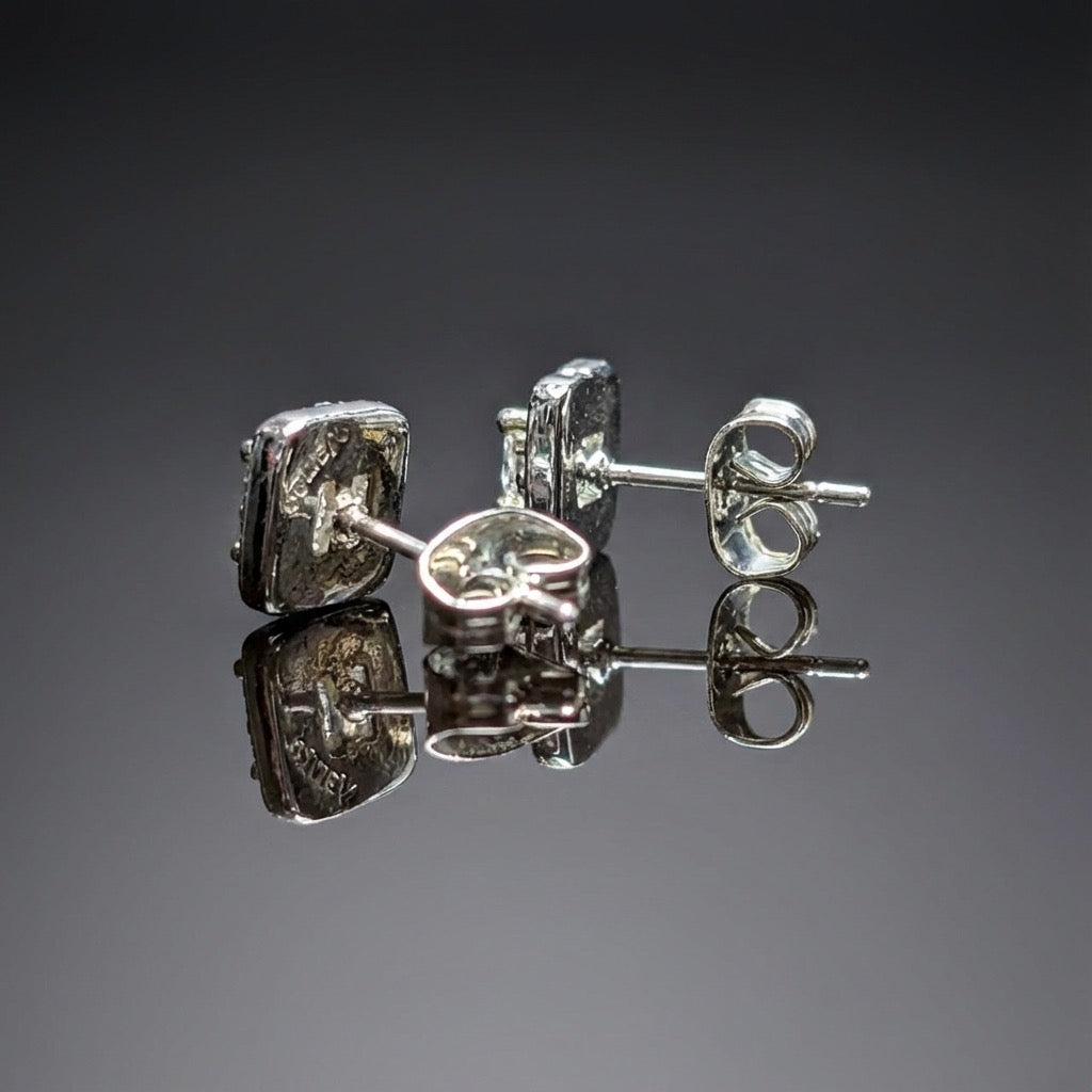 Vanta Moissanite Stud